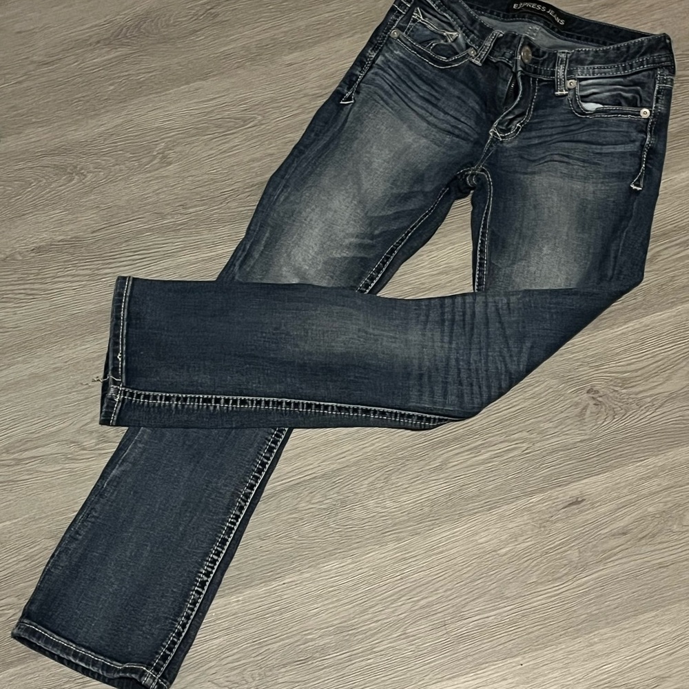 Express Barely Boot jeans in 0S